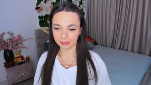 Snapshot of unforgettablestarfall chatting on 01/23/25, 11:05 Patricia online show from 01/23/25, 11:05