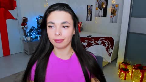 Snapshot of unforgettablestarfall chatting on 01/25/25, 12:17 Patricia online show from 01/25/25, 12:17