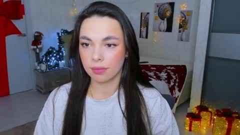 Snapshot of unforgettablestarfall chatting on 01/27/25, 08:17 Patricia online show from 01/27/25, 08:17