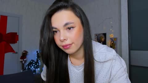 Snapshot of unforgettablestarfall chatting on 01/27/25, 11:33 Patricia online show from 01/27/25, 11:33