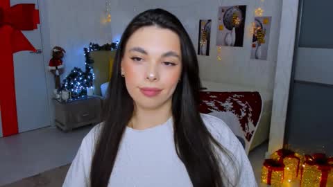 Snapshot of unforgettablestarfall chatting on 01/28/25, 02:43 Patricia online show from 01/28/25, 02:43