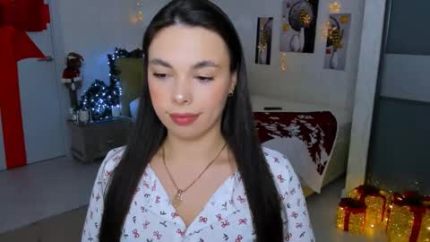 Snapshot of unforgettablestarfall chatting on 01/28/25, 10:23 Patricia online show from 01/28/25, 10:23