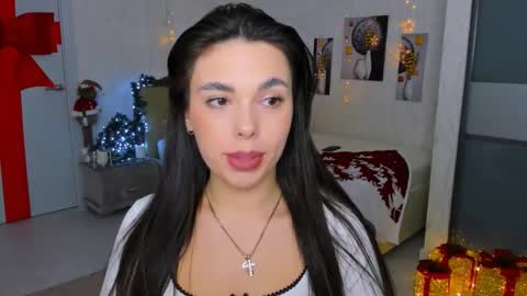 Snapshot of unforgettablestarfall chatting on 01/31/25, 11:03 Patricia online show from 01/31/25, 11:03