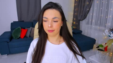 Snapshot of unforgettablestarfall chatting on 02/08/25, 07:27 Patricia online show from 02/08/25, 07:27