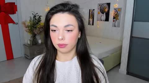 Snapshot of unforgettablestarfall chatting on 02/11/25, 04:01 Patricia online show from 02/11/25, 04:01