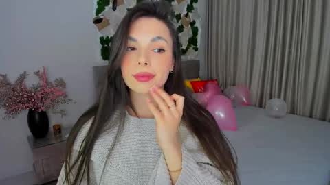 Snapshot of unforgettablestarfall chatting on 02/16/25, 10:32 Patricia online show from 02/16/25, 10:32