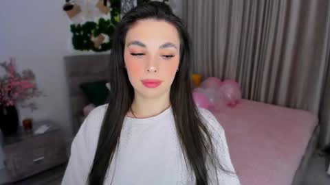 Snapshot of unforgettablestarfall chatting on 02/21/25, 01:44 Patricia online show from 02/21/25, 01:44