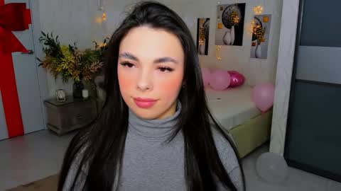 Snapshot of unforgettablestarfall chatting on 02/27/25, 08:20 Patricia online show from 02/27/25, 08:20