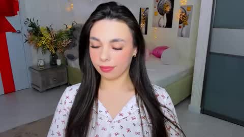 Snapshot of unforgettablestarfall chatting on 02/28/25, 08:07 Patricia online show from 02/28/25, 08:07