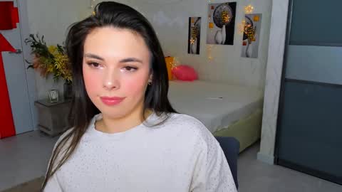 Snapshot of unforgettablestarfall chatting on 03/12/25, 04:24 Patricia online show from 03/12/25, 04:24