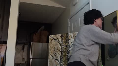 Snapshot of unhingedwang chatting on 12/06/24, 09:02 wang online show from 12/06/24, 09:02