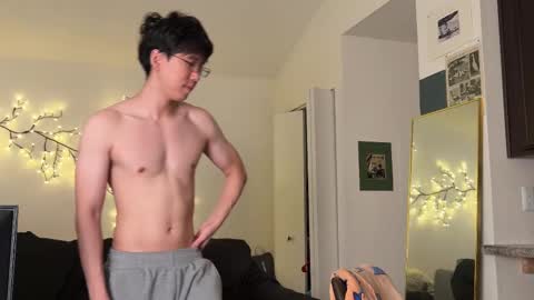 Snapshot of unhingedwang chatting on 10/03/25, 11:57 wang online show from 10/03/25, 11:57