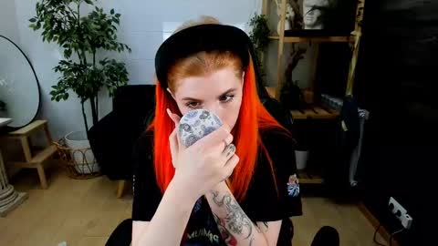 Call me Mira  thumbs up its make me happy online show from 02/22/25, 04:40