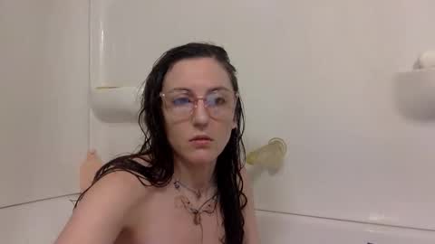 Lola Moonstone online show from 01/11/26, 04:12