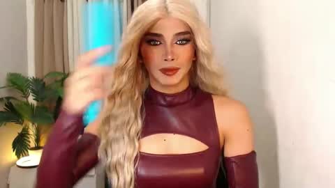 Miss Andrea online show from 01/14/26, 06:24