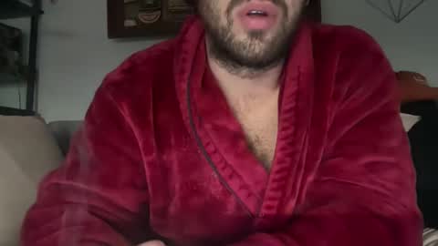 universalstudihoes online show from 01/04/25, 10:49