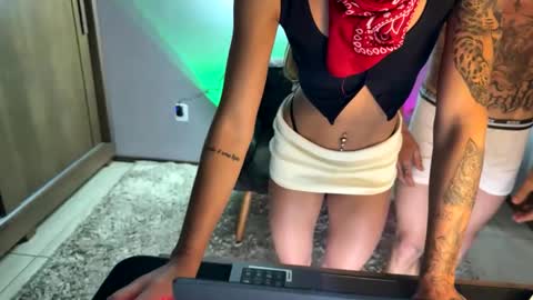 Snapshot of universitaria_ chatting on 01/17/26, 03:22 universitaria_ online show from 01/17/26, 03:22