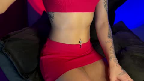 Snapshot of universitaria_ chatting on 03/04/26, 12:38 universitaria_ online show from 03/04/26, 12:38