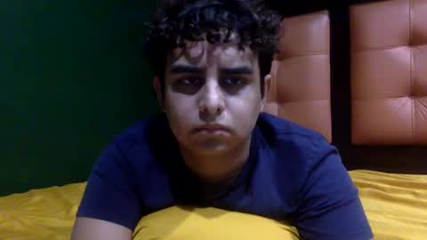 Snapshot of unlimitedfantasy chatting on 10/10/25, 05:39 Thiago online show from 10/10/25, 05:39