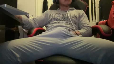 unlobitooenwallstreet online show from 12/27/24, 03:20