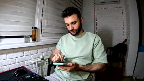 Snapshot of unnknow2024 chatting on 04/16/26, 08:53 SlavaVibes online show from 04/16/26, 08:53