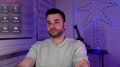 Snapshot of unnknow2024 chatting on 05/19/26, 06:25 SlavaVibes online show from 05/19/26, 06:25