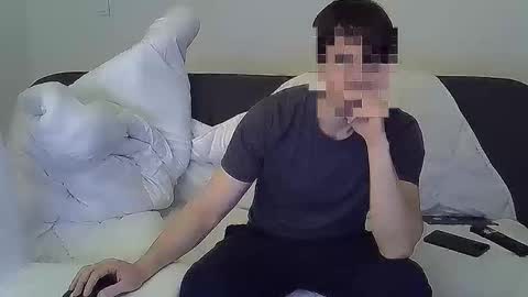 forFree online show from 03/25/26, 01:55