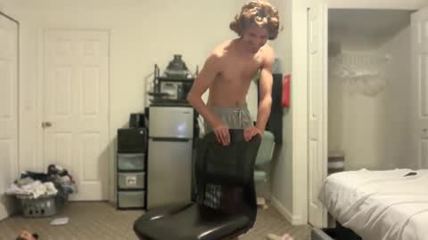 Snapshot of unverifiedbwc chatting on 11/11/25, 11:16 Stepbro online show from 11/11/25, 11:16