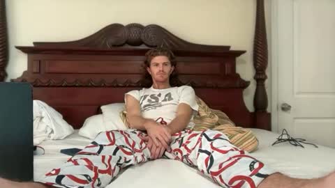 Snapshot of unverifiedbwc chatting on 11/14/25, 04:28 Stepbro online show from 11/14/25, 04:28