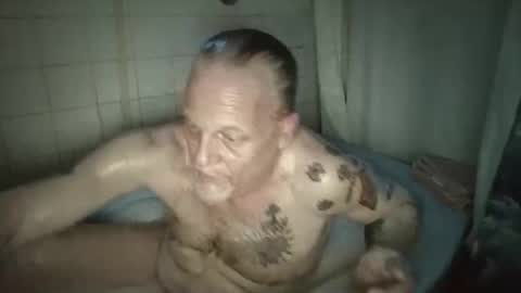 Snapshot of unwanted_boner chatting on 04/13/26, 11:05 unwanted_boner online show from 04/13/26, 11:05