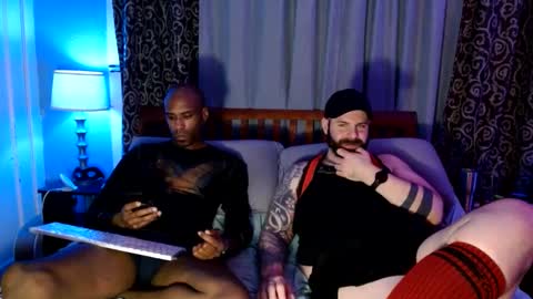 Snapshot of uptown_bb_guys chatting on 01/08/25, 11:19 uptown_bb_guys online show from 01/08/25, 11:19