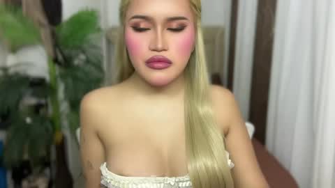 ur_bombshellpatty online show from 05/20/26, 07:09