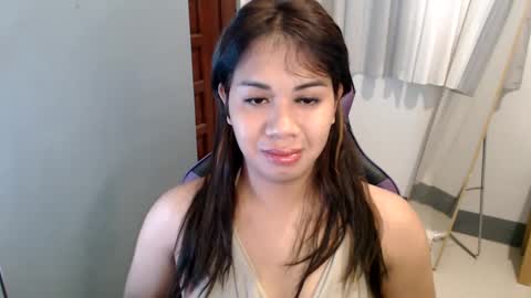 Vee online show from 12/29/24, 02:49