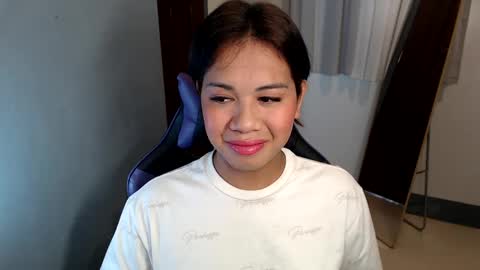 Vee online show from 01/13/25, 03:12