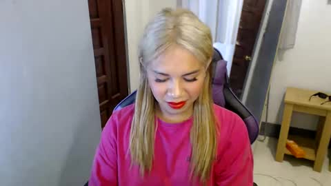 Vee online show from 01/19/25, 10:06