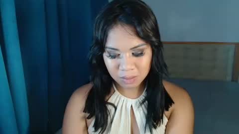 Vee online show from 10/04/25, 03:48