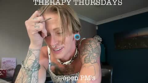 Snapshot of ur_daylee_dose chatting on 06/18/26, 11:53 Ur Daylee dose online show from 06/18/26, 11:53