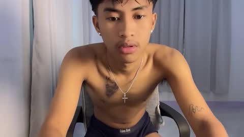 ur_fuckerbttm online show from 12/04/25, 04:00