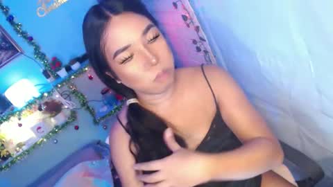 Snapshot of ur_hot_tommiexx chatting on 10/22/25, 03:07 jennie online show from 10/22/25, 03:07