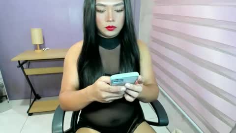 Snapshot of ur_hotcarla chatting on 03/25/26, 05:57 ur_hotcarla online show from 03/25/26, 05:57