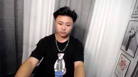 ur_hotguy online show from 10/01/25, 01:28