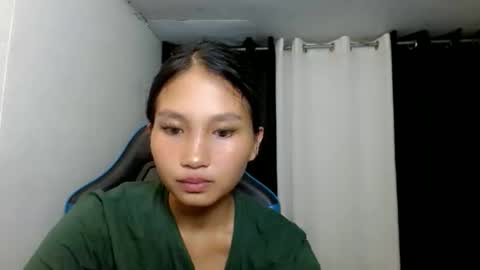 Snapshot of ur_hotjessa chatting on 03/31/26, 02:46 urpinay jessa online show from 03/31/26, 02:46