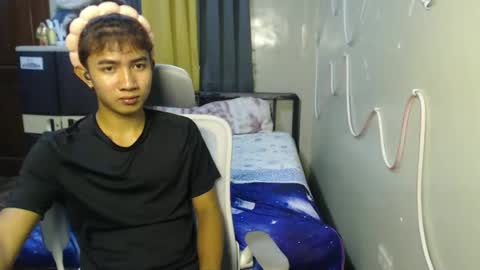 Snapshot of ur_hottestjonny chatting on 06/16/26, 11:46 jonny online show from 06/16/26, 11:46
