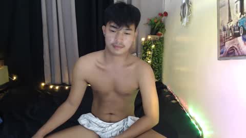 Snapshot of ur_hugechinito chatting on 03/02/25, 10:48 ur_hugechinito online show from 03/02/25, 10:48