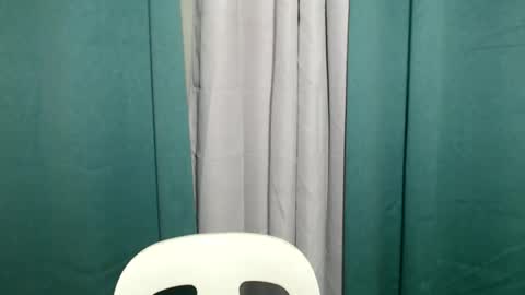 QUEENSY online show from 02/20/25, 12:19