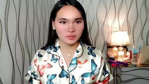 QUEENSY online show from 10/11/25, 02:15