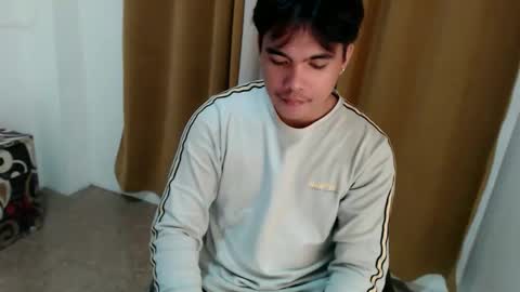 Snapshot of ur_jadelover chatting on 05/27/26, 11:18 JADE online show from 05/27/26, 11:18