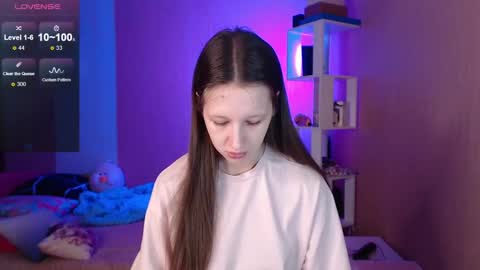 Snapshot of ur_kitty__ chatting on 12/09/24, 12:08 Lera online show from 12/09/24, 12:08