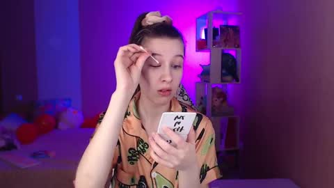 Snapshot of ur_kitty__ chatting on 03/03/25, 01:09 Lera online show from 03/03/25, 01:09