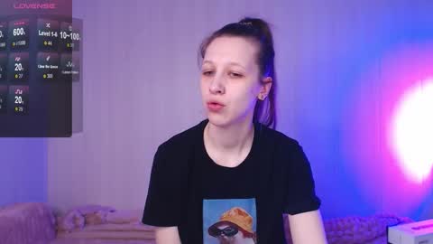 Lera online show from 12/17/25, 09:04